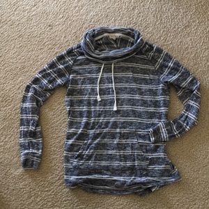 Soft stripped women’s hoodie